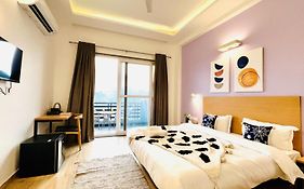 Zen Medicity - Boutique Hotel Gurgaon
